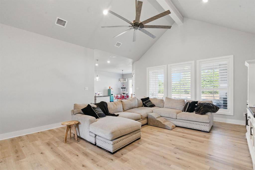 Decatur, TX 76234,362 Decatur Cemetery Road