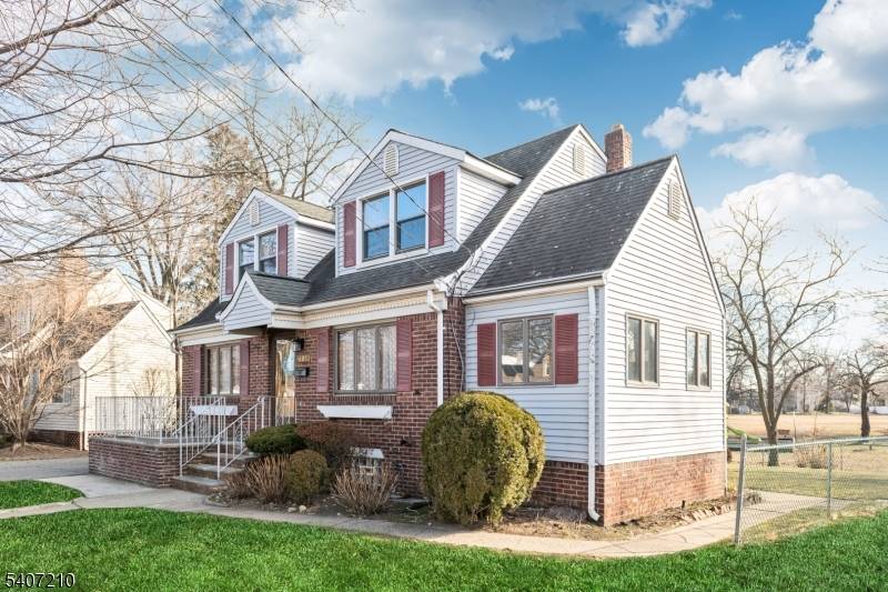 Fair Lawn Boro, NJ 07410,27-10 Urban Pl