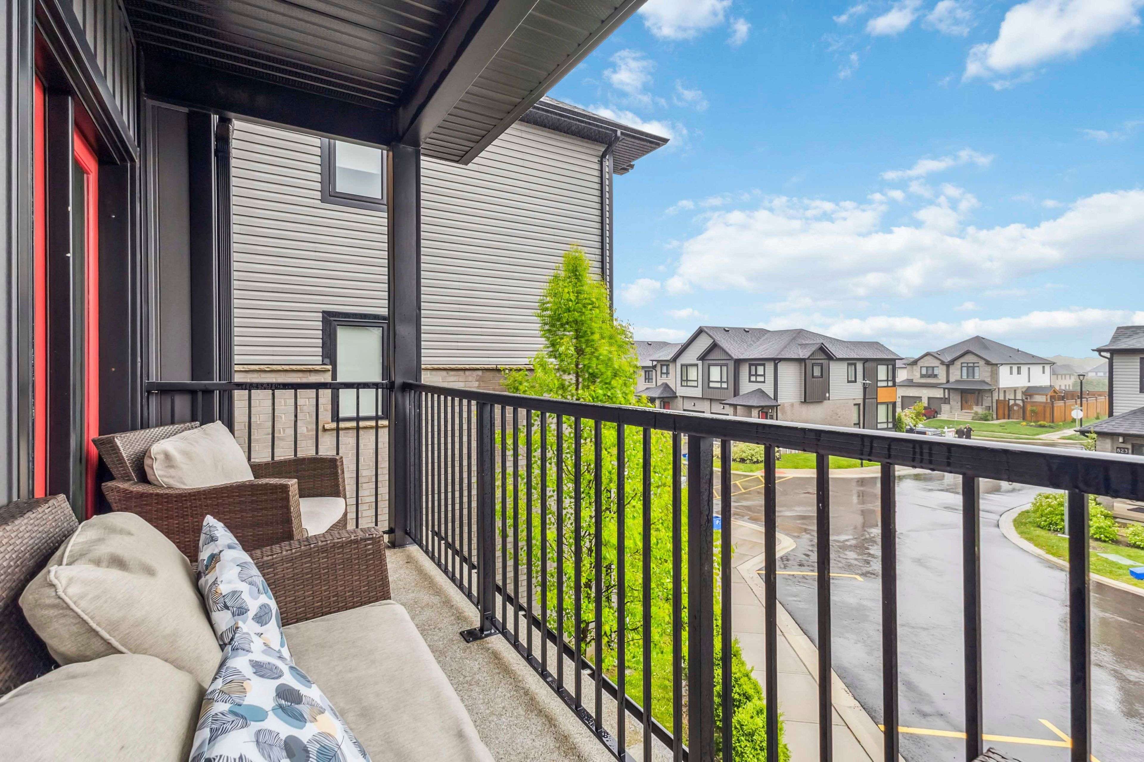 London North, ON N5X 0N6,819 Kleinburg DR #59