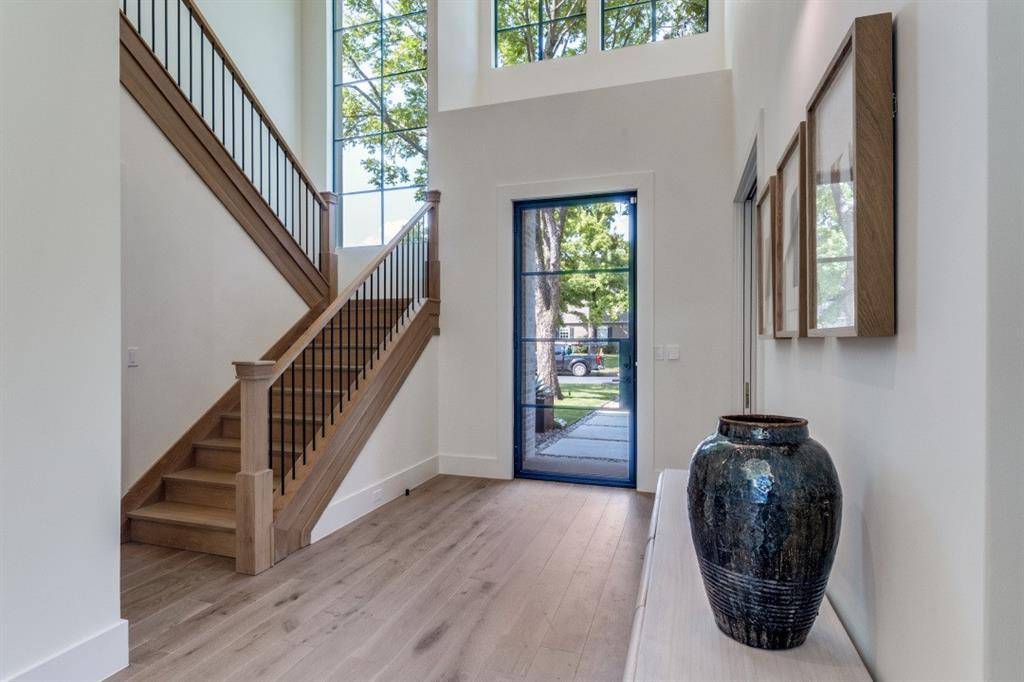 Dallas, TX 75230,5810 Northmoor Drive