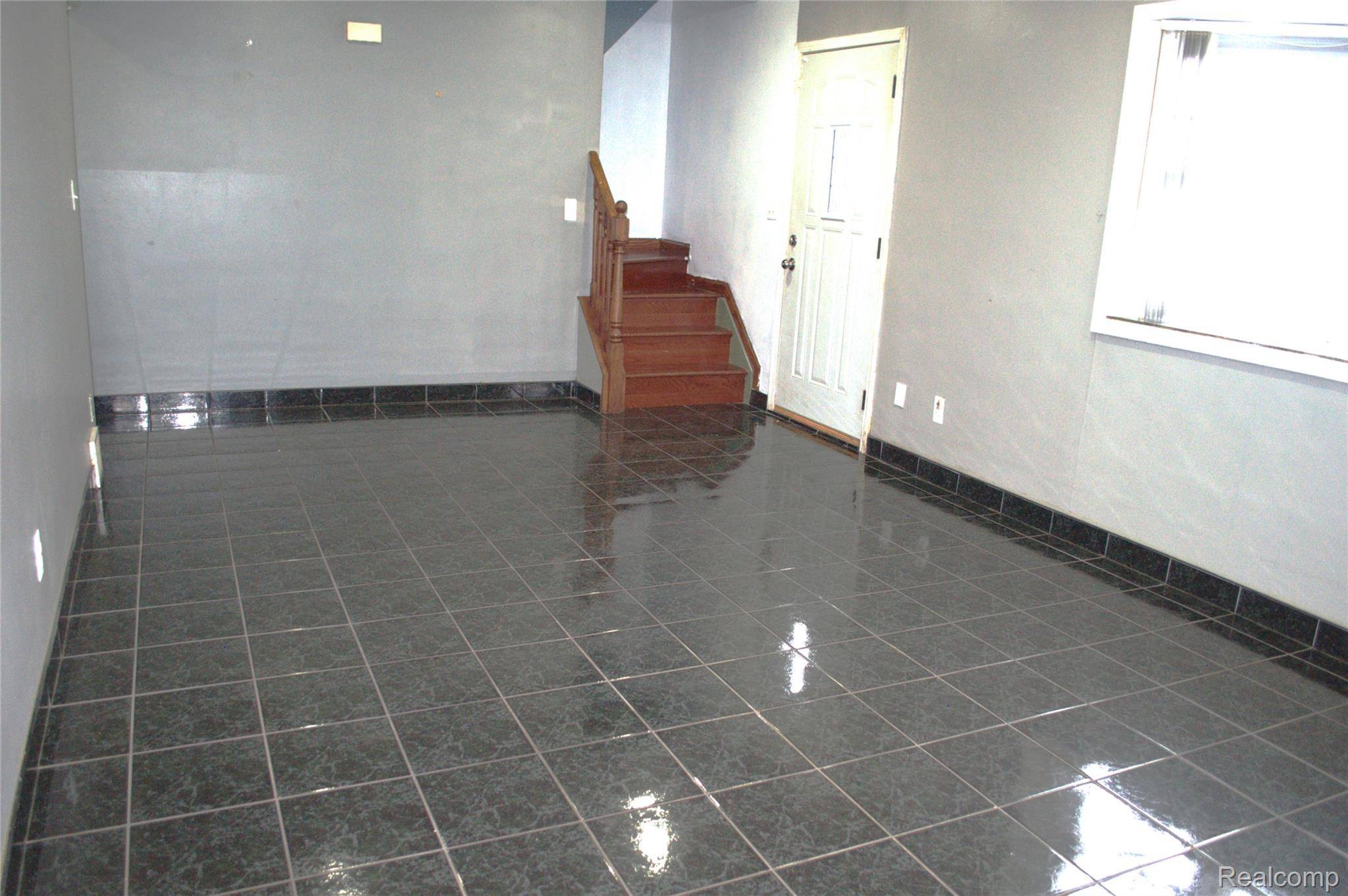 Sterling Heights, MI 48312,8452 Doncaster DR