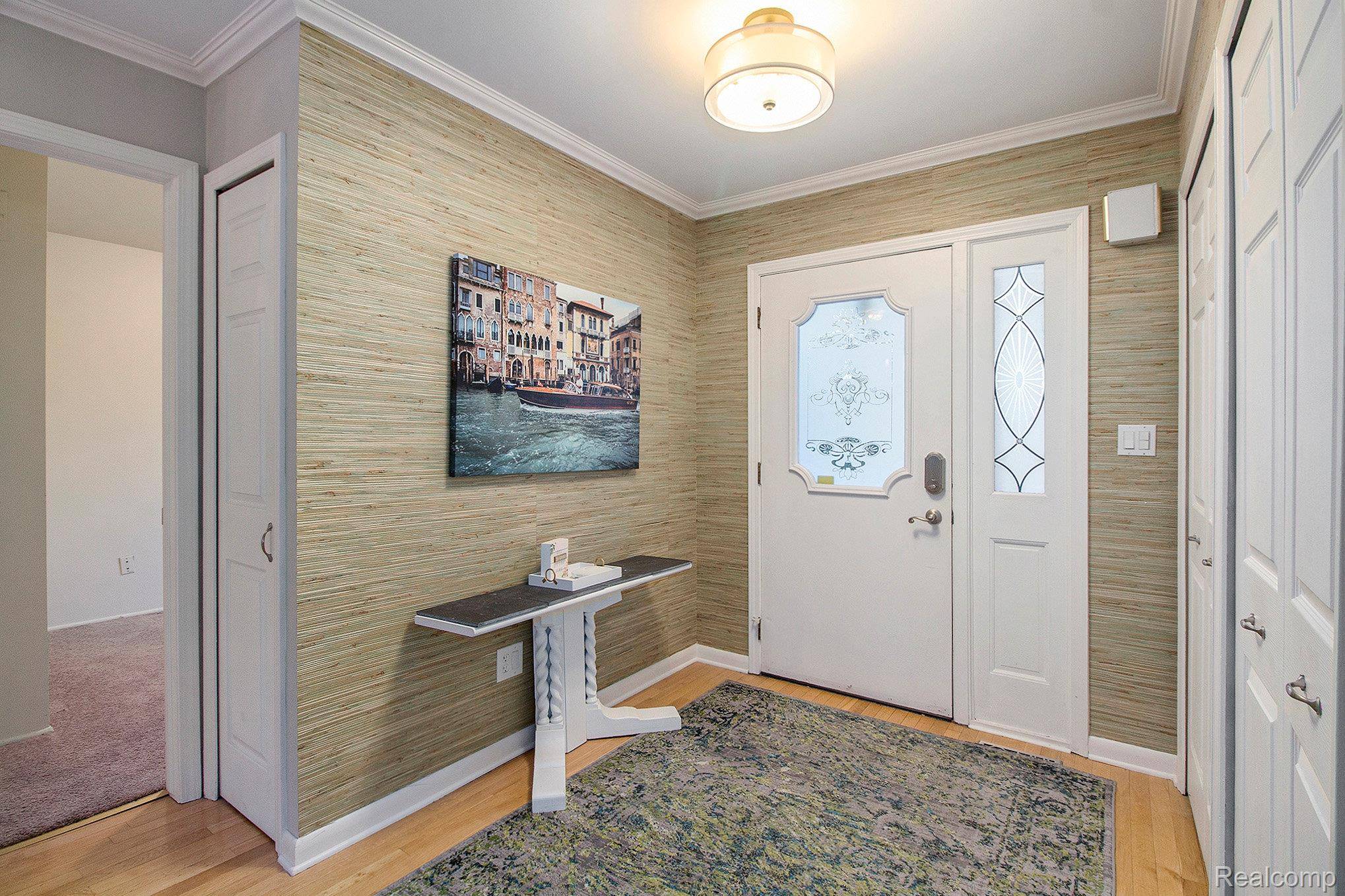 Fenton, MI 48430,2469 Golden Shores DR