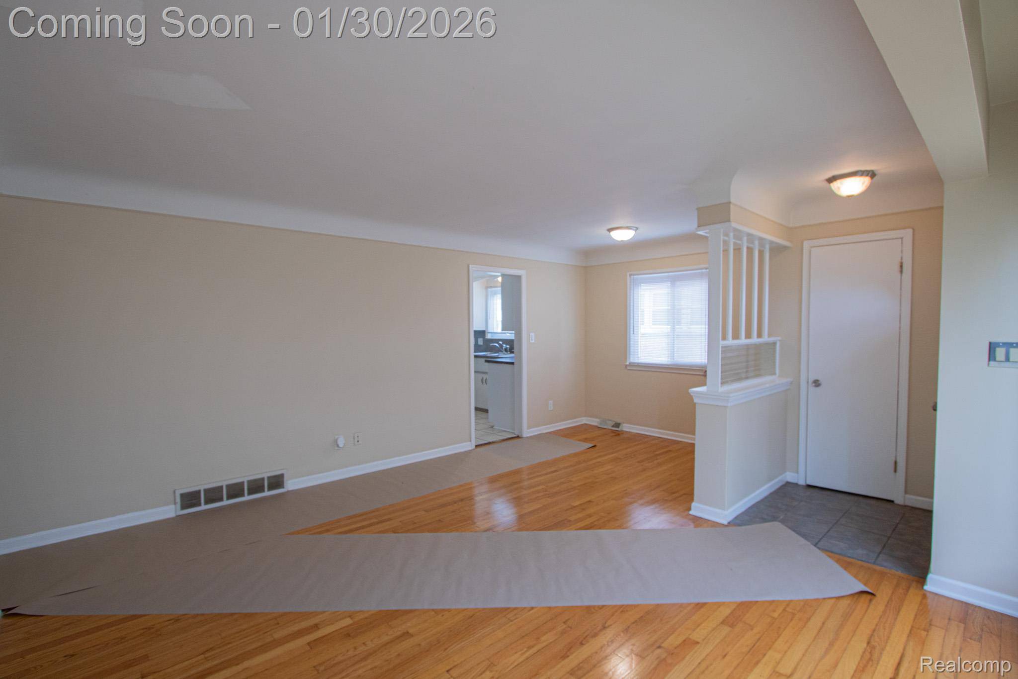 Redford, MI 48239,25761 Jennifer