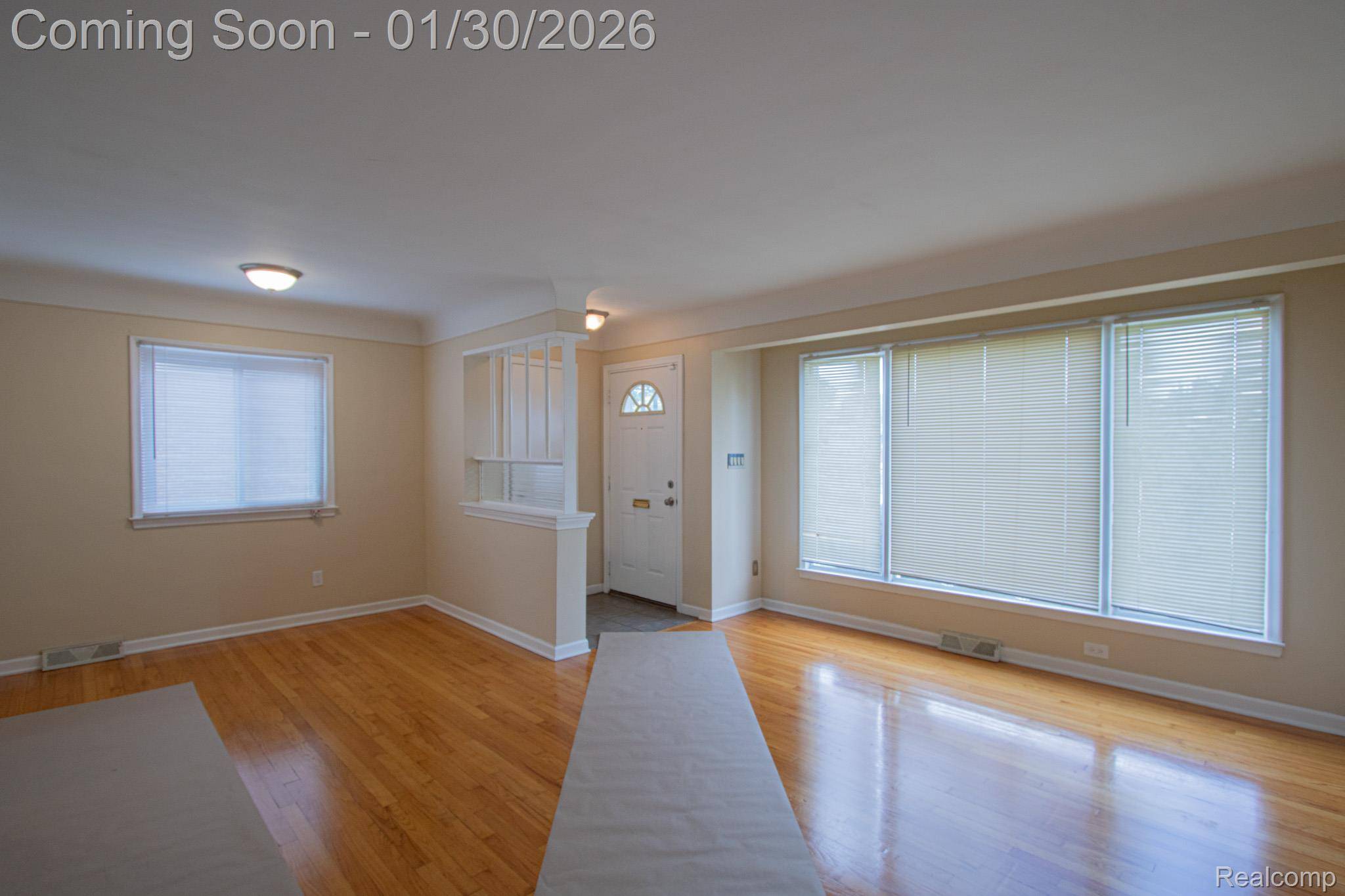 Redford, MI 48239,25761 Jennifer