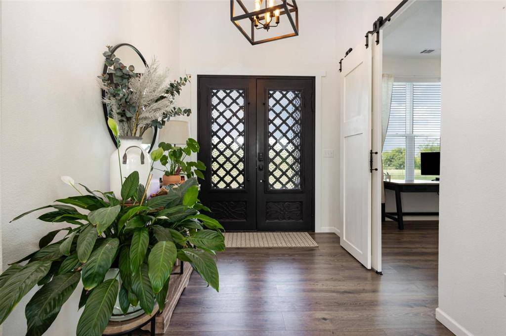 Ennis, TX 75119,601 Gin Road