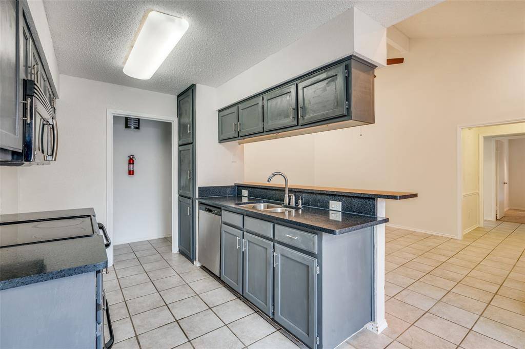 North Richland Hills, TX 76180,6913 Sierra Drive