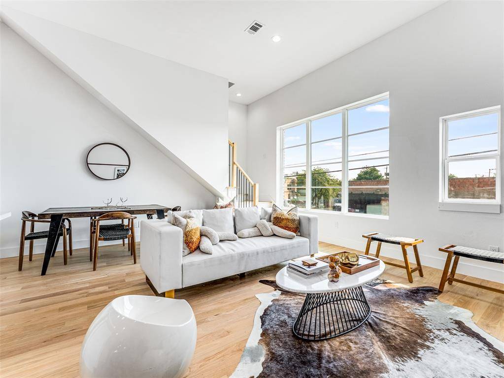 Dallas, TX 75215,2080 Kelly Avenue #107