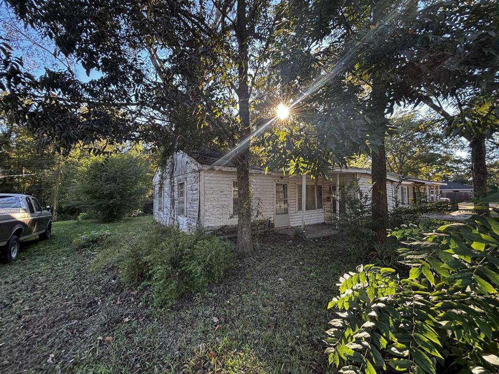 Springhill, LA 71075,407 S Park Drive