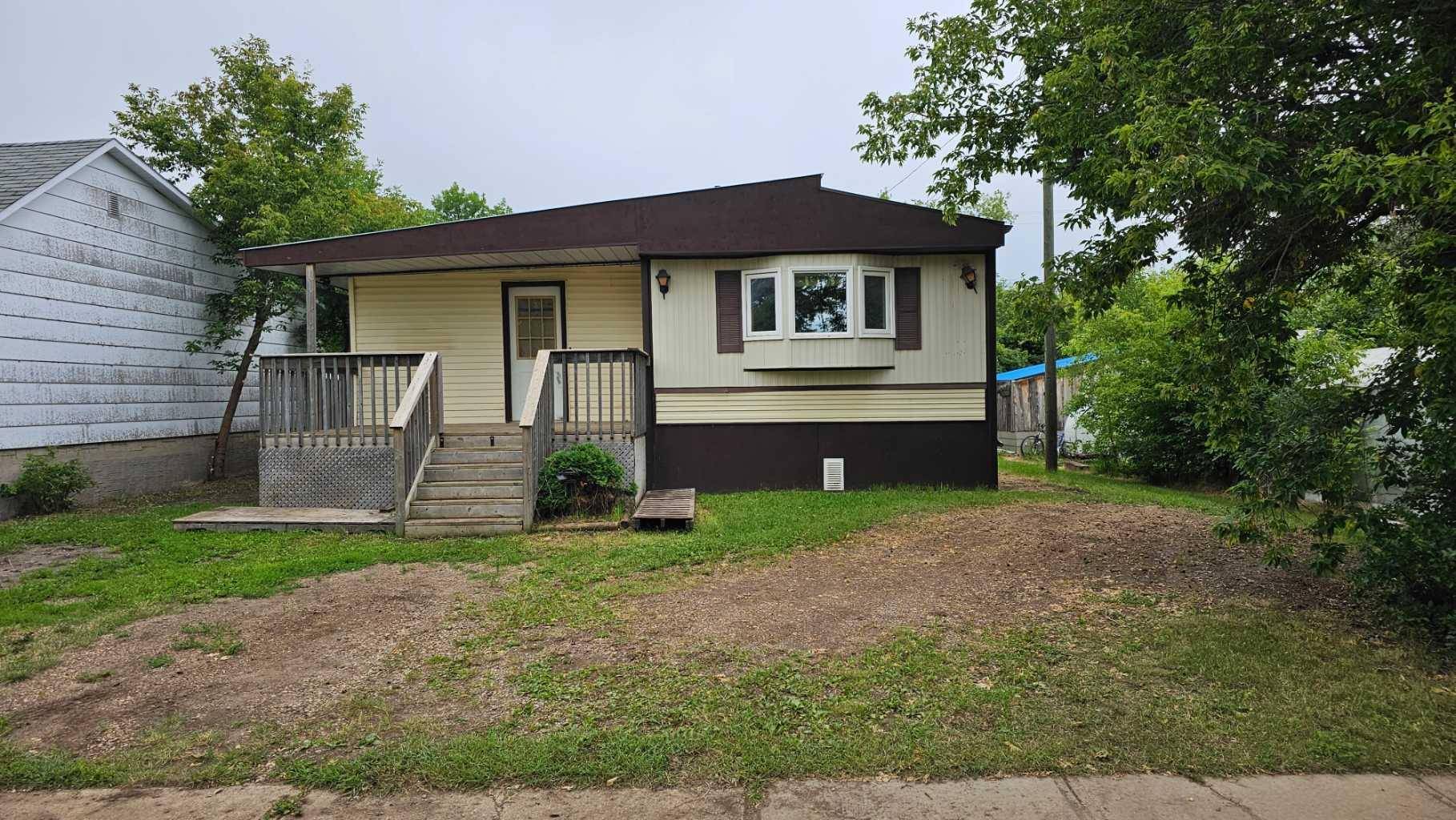 112 3 AVE E, Alliance, AB T0B 0A0