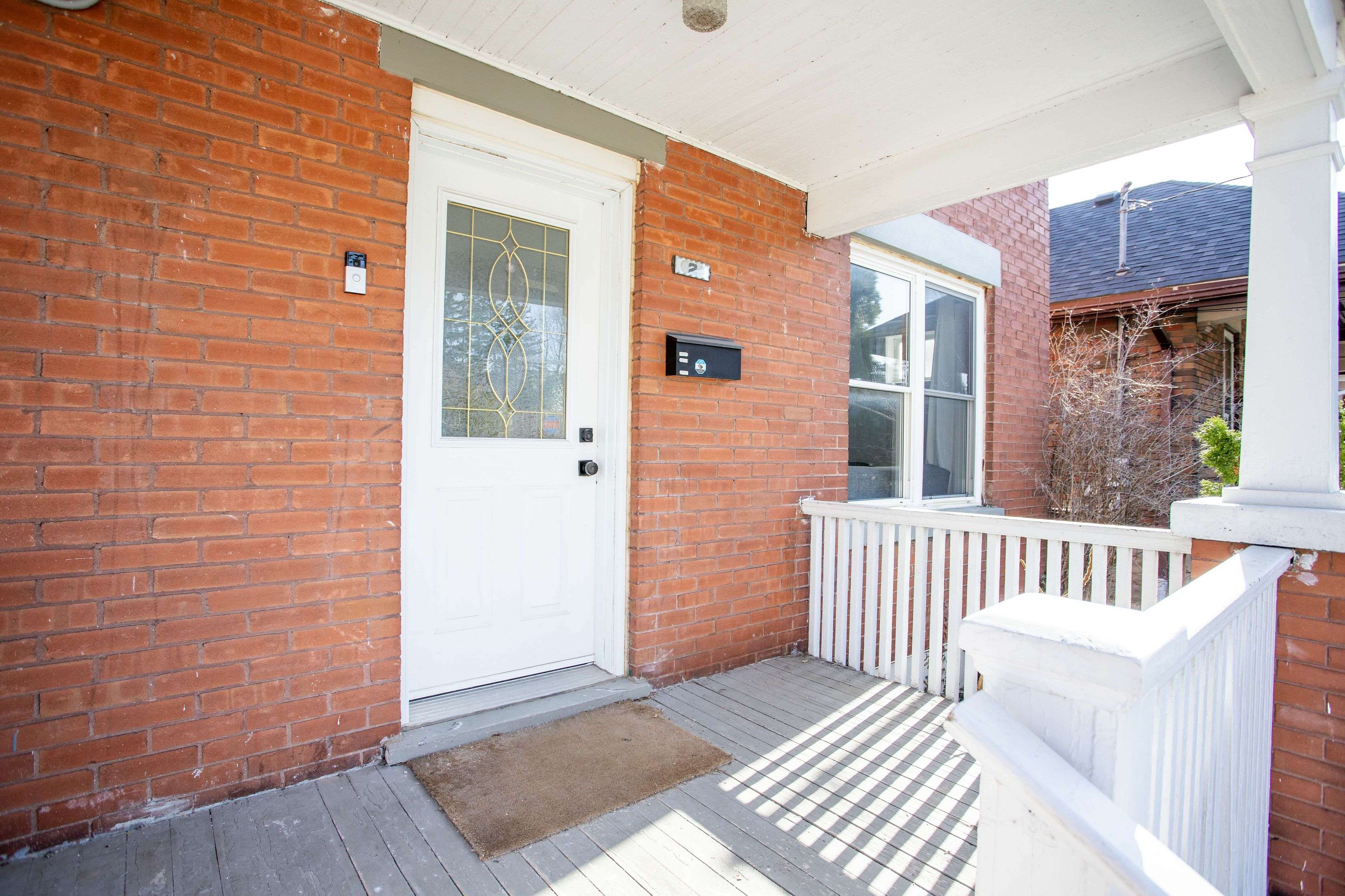 London North, ON N6G 1B1,2 McDonald AVE