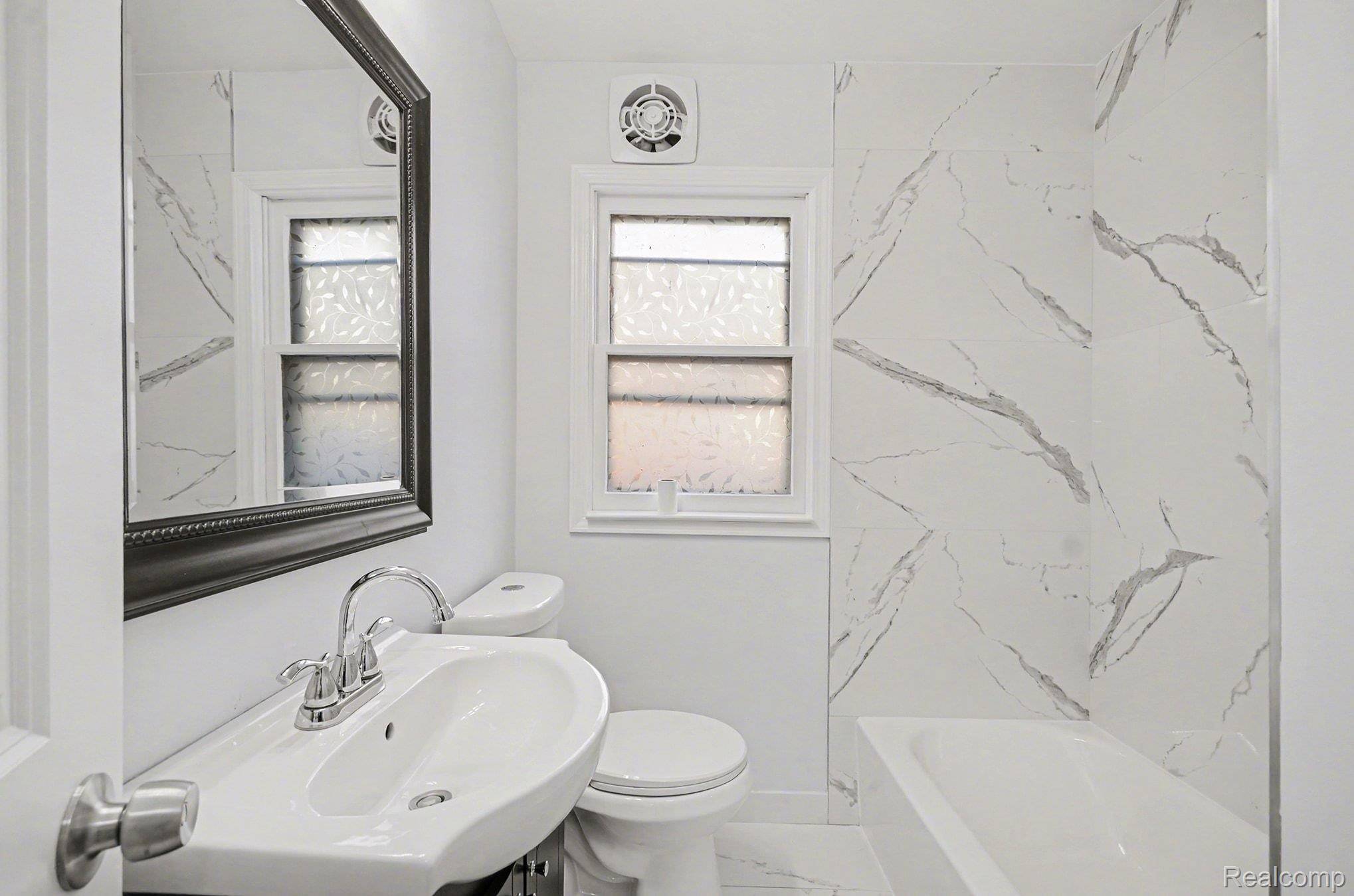 Ferndale, MI 48220,207 Saint Louis ST