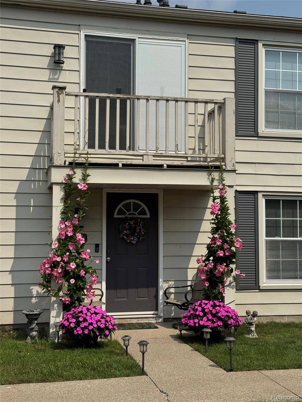 Lake Orion, MI 48430,2627 Thornbrier CT #3D