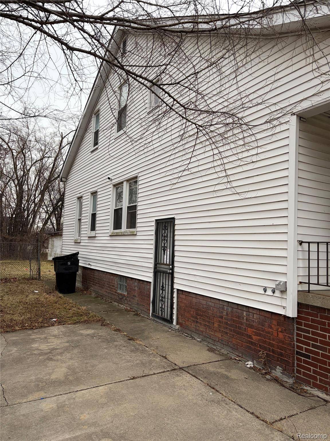 Detroit, MI 48224,5902 Wayburn ST