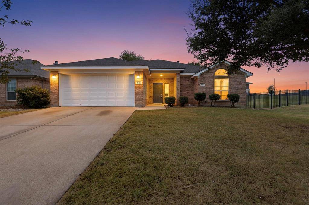 Burleson, TX 76028,729 Ridgehill Drive