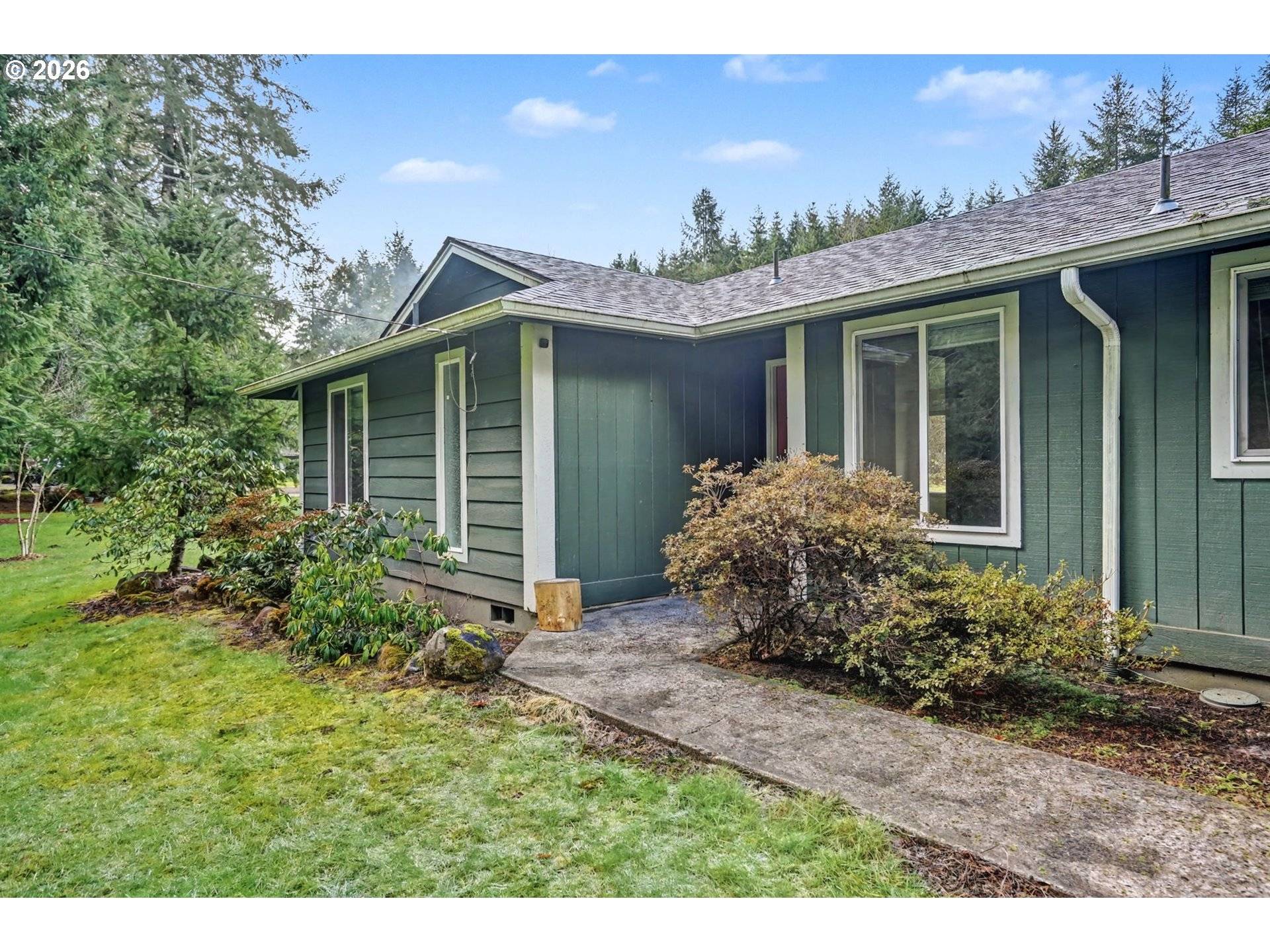 20450 ABIQUA RD, Scotts Mills, OR 97375