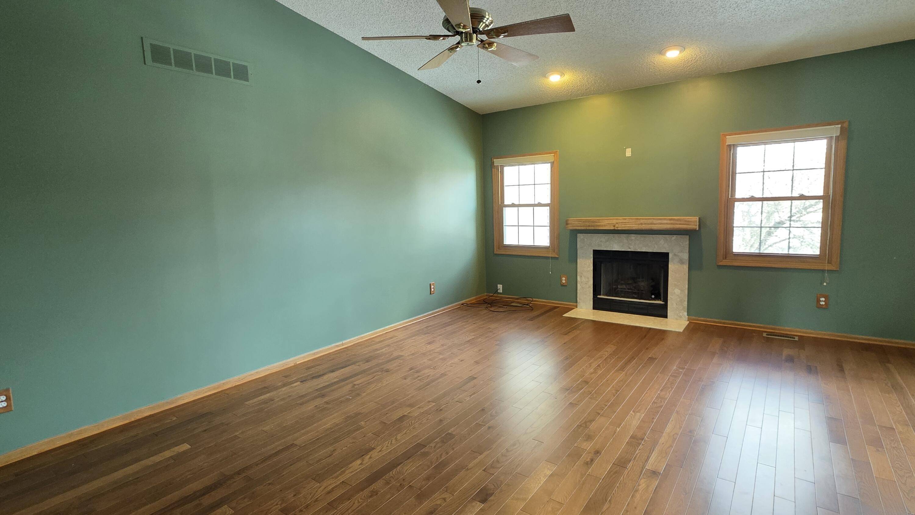 Novi, MI 48377,30830 Palmer DR