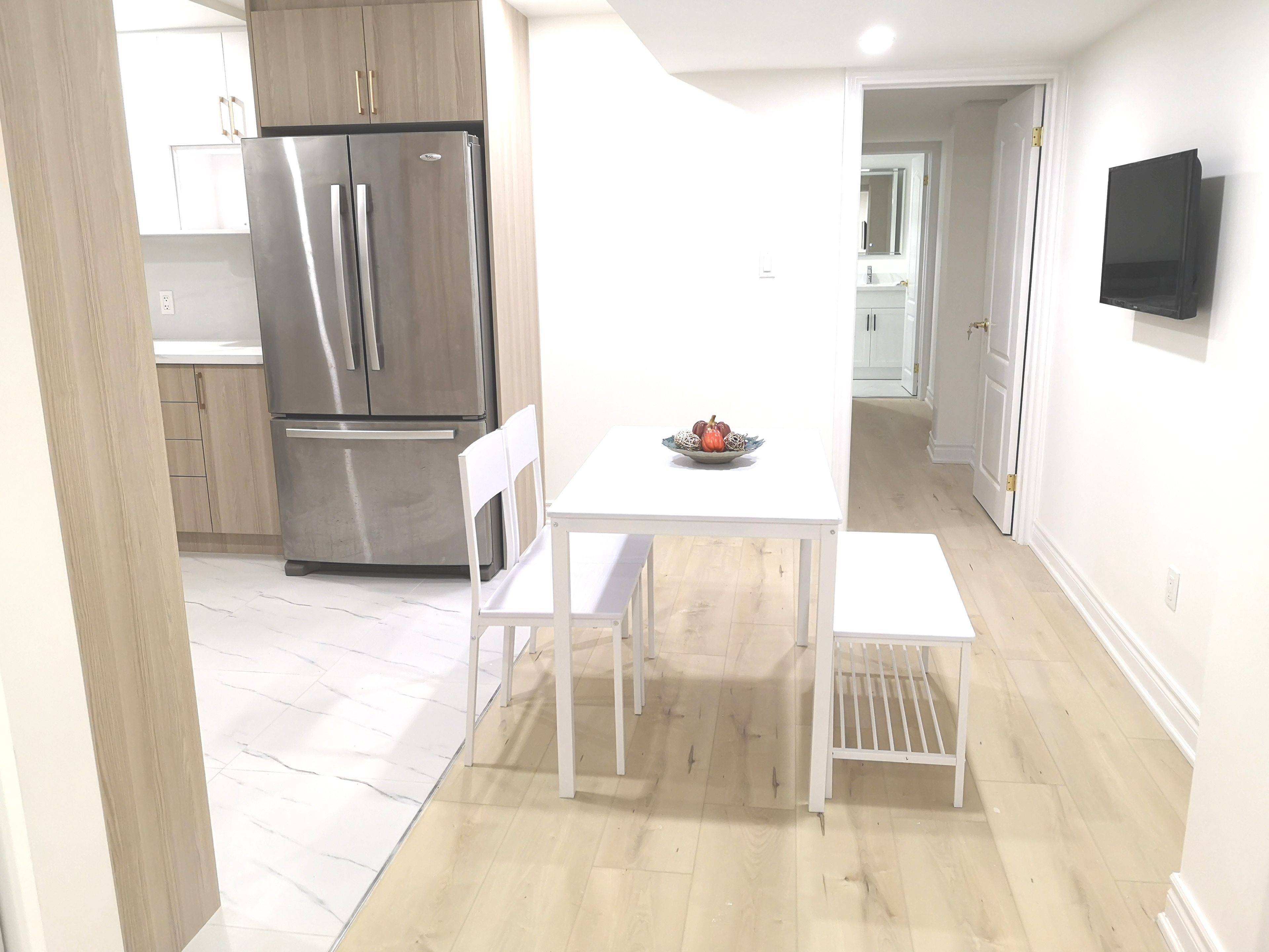 Markham, ON L6E 0E3,25 Maria RD #BSM M