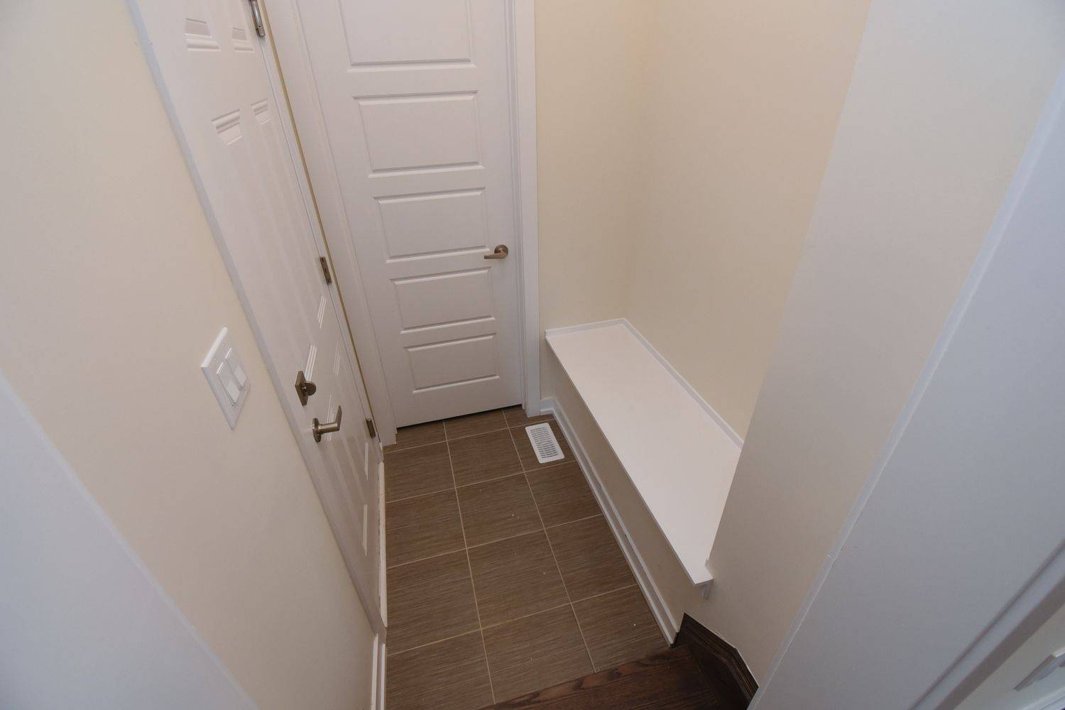 Haldimand, ON N3W 0H1,2 Sundin DR S