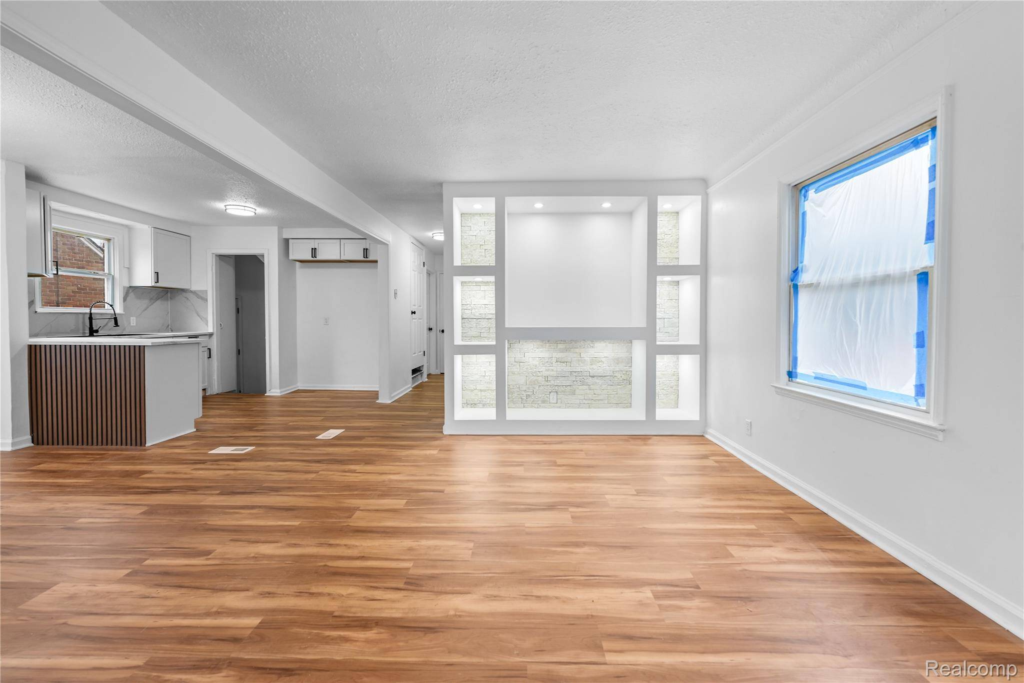 Detroit, MI 48224,10704 Duprey ST