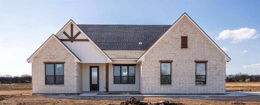 613 Carril Lane, Rio Vista, TX 76093