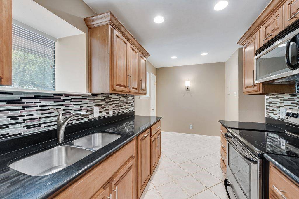 Irving, TX 75062,4541 N O Connor Road #1241