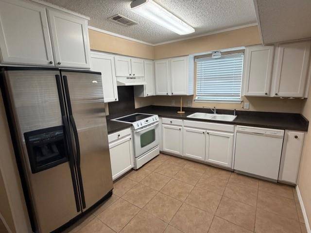 Alvarado, TX 76009,202 W Cotter Avenue