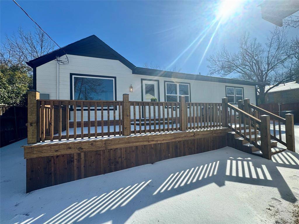 Dallas, TX 75223,7003 Lindsley Avenue