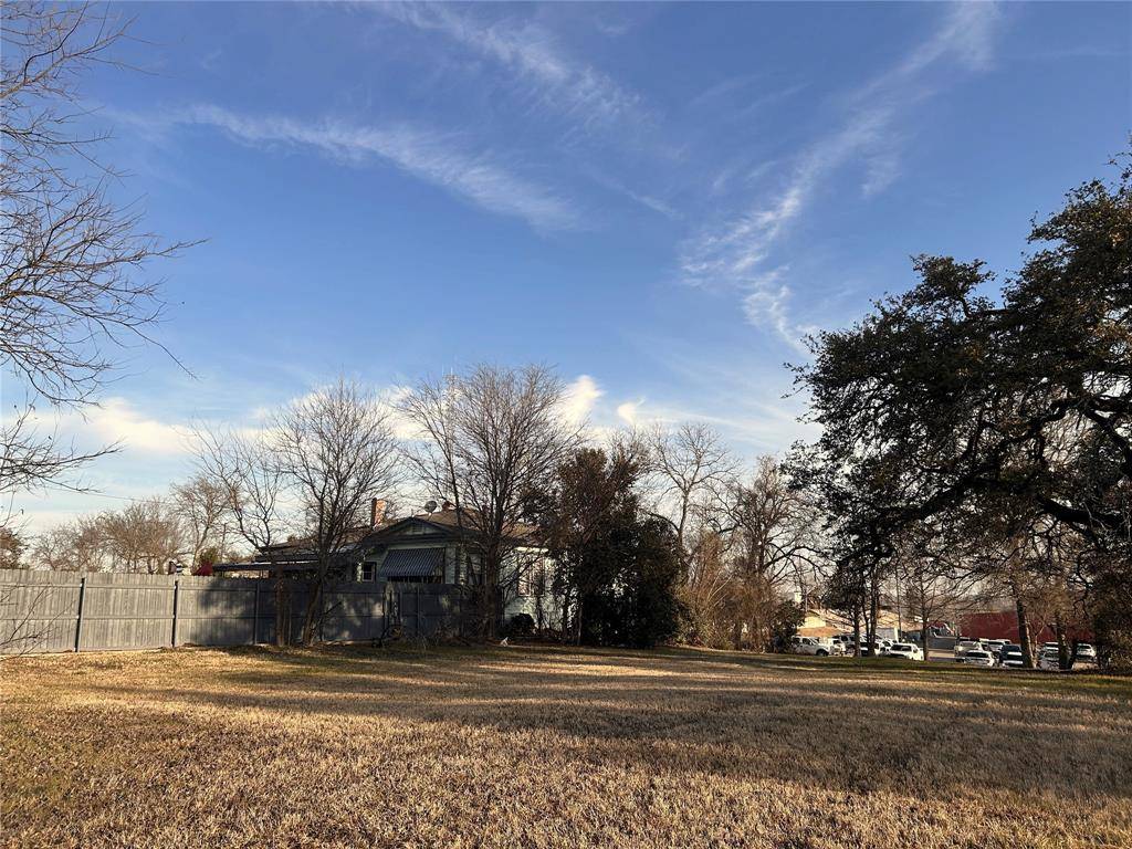 Waco, TX 76707,1304 N 4th Street