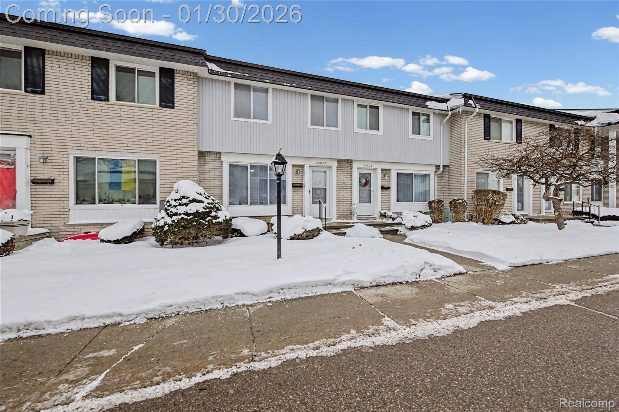 Warren, MI 48092,28028 Universal DR