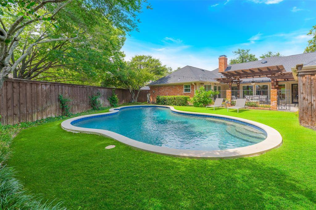 Dallas, TX 75248,6606 Regalbluff Drive