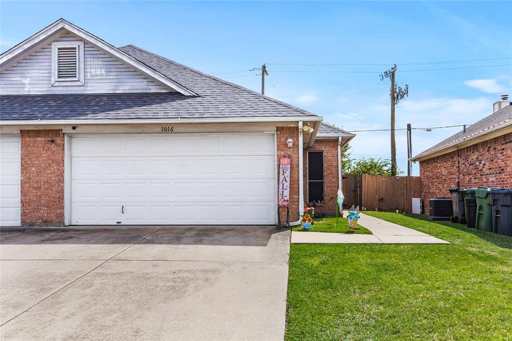 Arlington, TX 76017,1016 Brenner Court