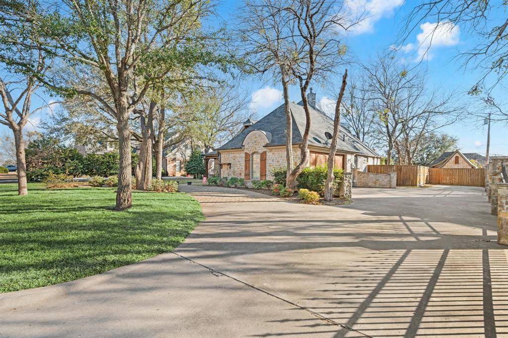 Bridgeport, TX 76426,2208 Fair Oaks Drive