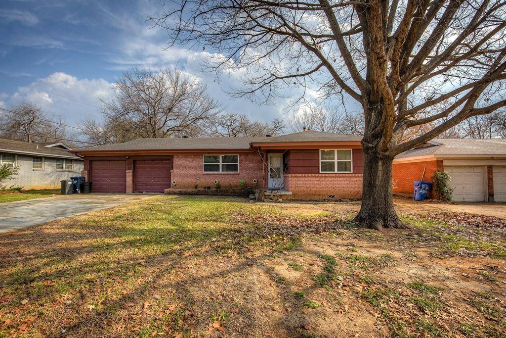 Euless, TX 76040,405 Vine Street