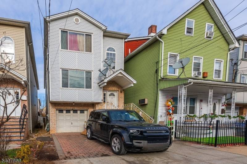 Elizabeth City, NJ 07206,53 S 2nd St