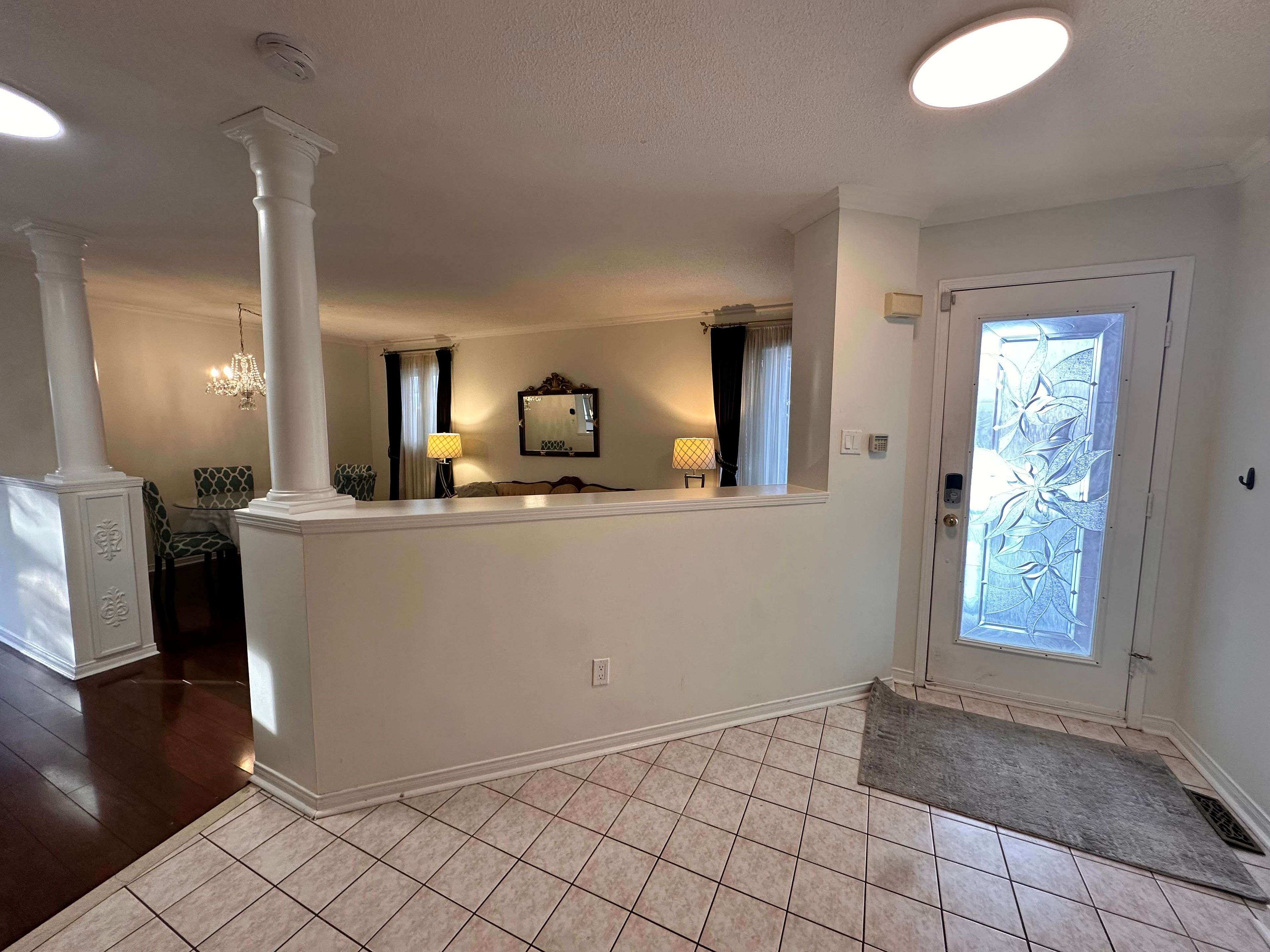 Whitby, ON L1R 2M7,2 Vintage DR #Main