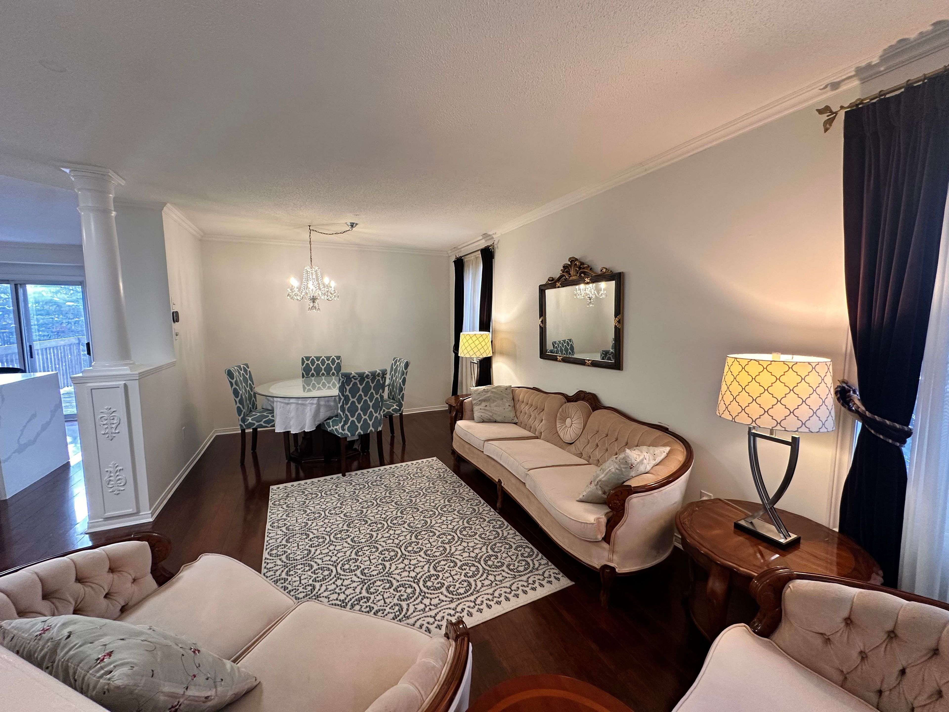 Whitby, ON L1R 2M7,2 Vintage DR #Main