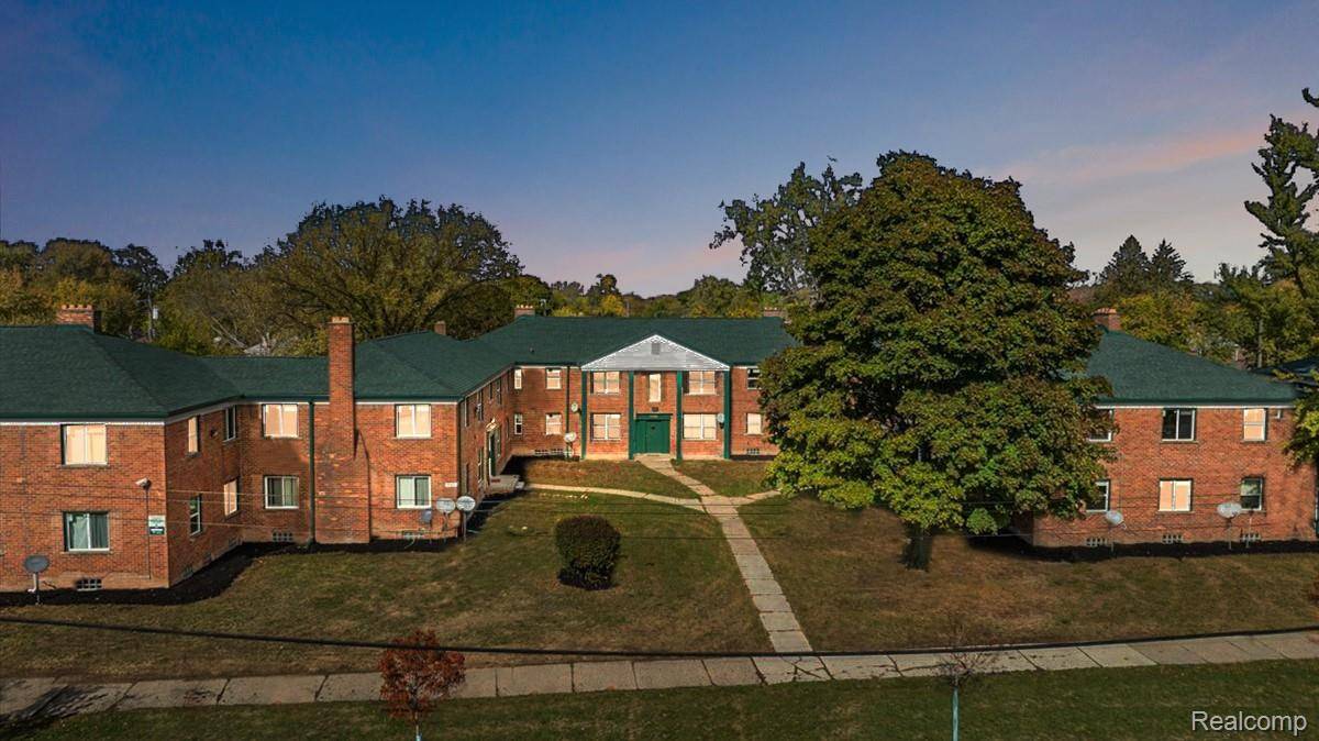 15860 Joy RD, Detroit, MI 48228