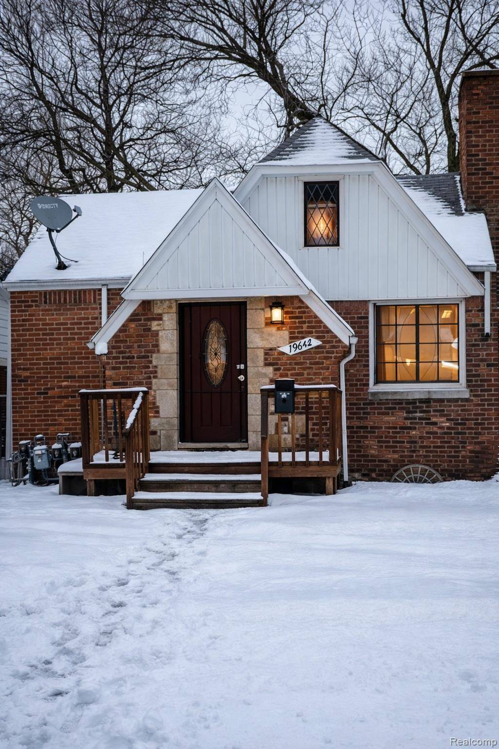 Detroit, MI 48205,19642 Anvil ST