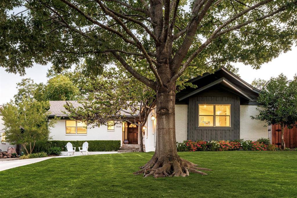 Dallas, TX 75214,7034 Irongate Lane