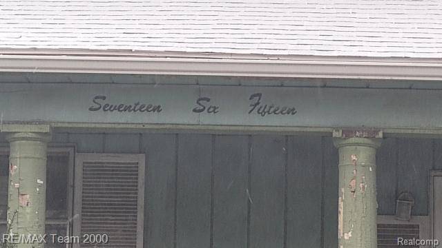 Detroit, MI 48219,17615 Lahser RD