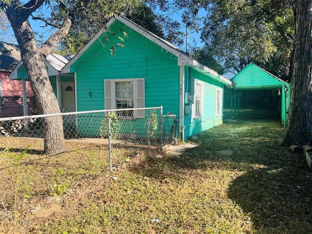 Cleburne, TX 76031,106 Columbia Street