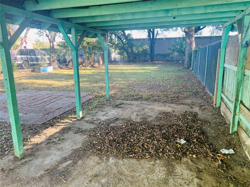 Cleburne, TX 76031,106 Columbia Street