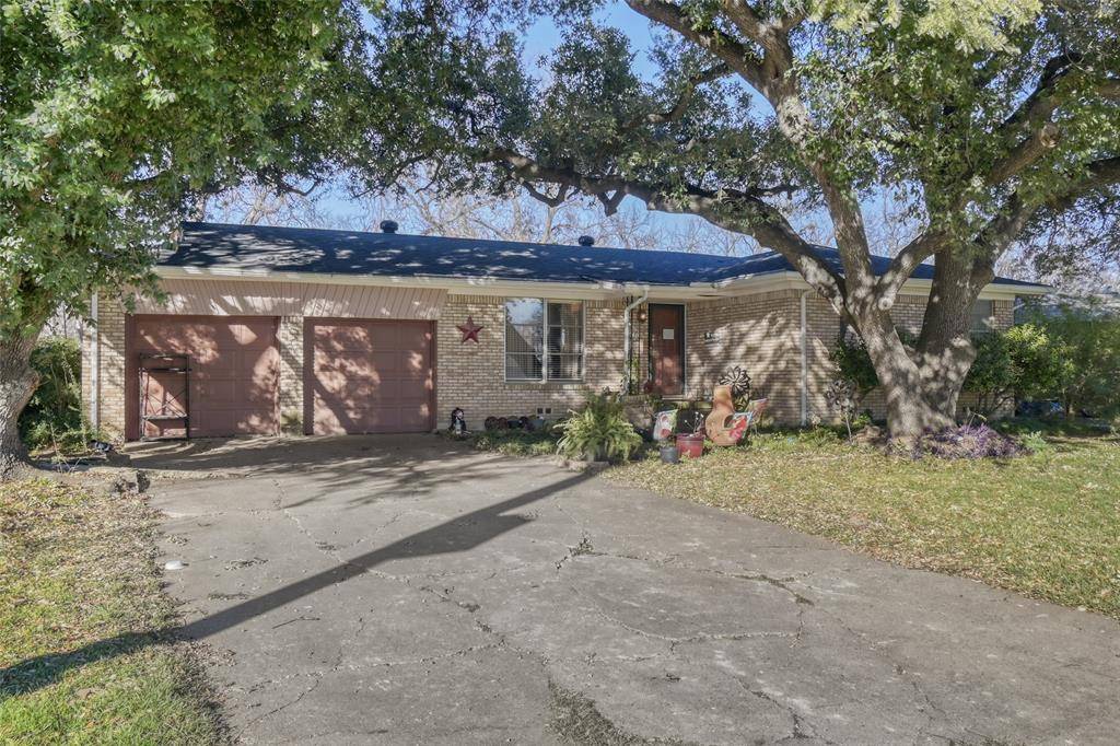 Benbrook, TX 76126,707 Cozby Street N