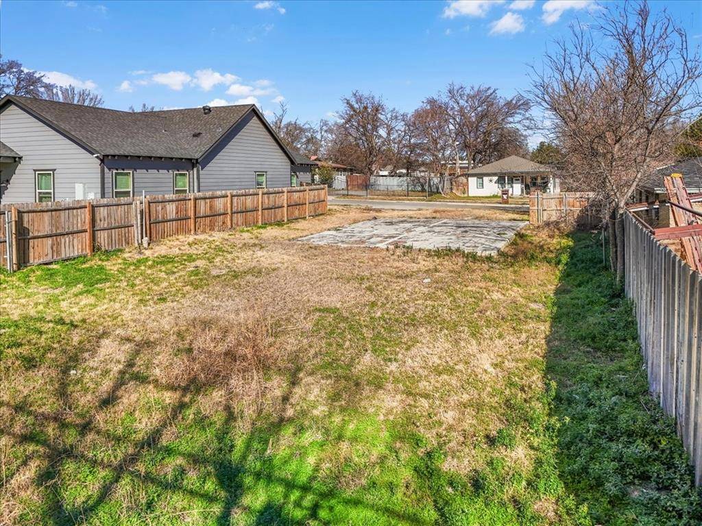 Fort Worth, TX 76104,1020 E Lowden