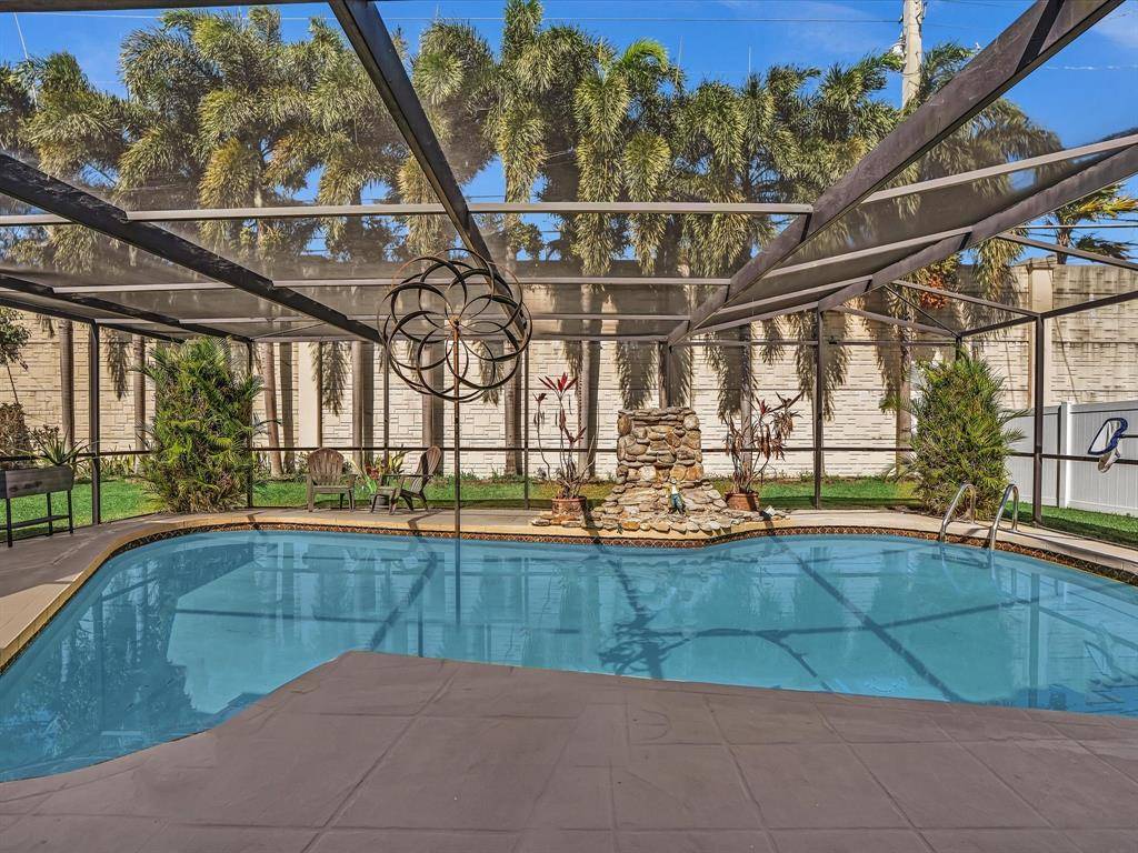 Cooper City, FL 33328,8991 SW 49th St