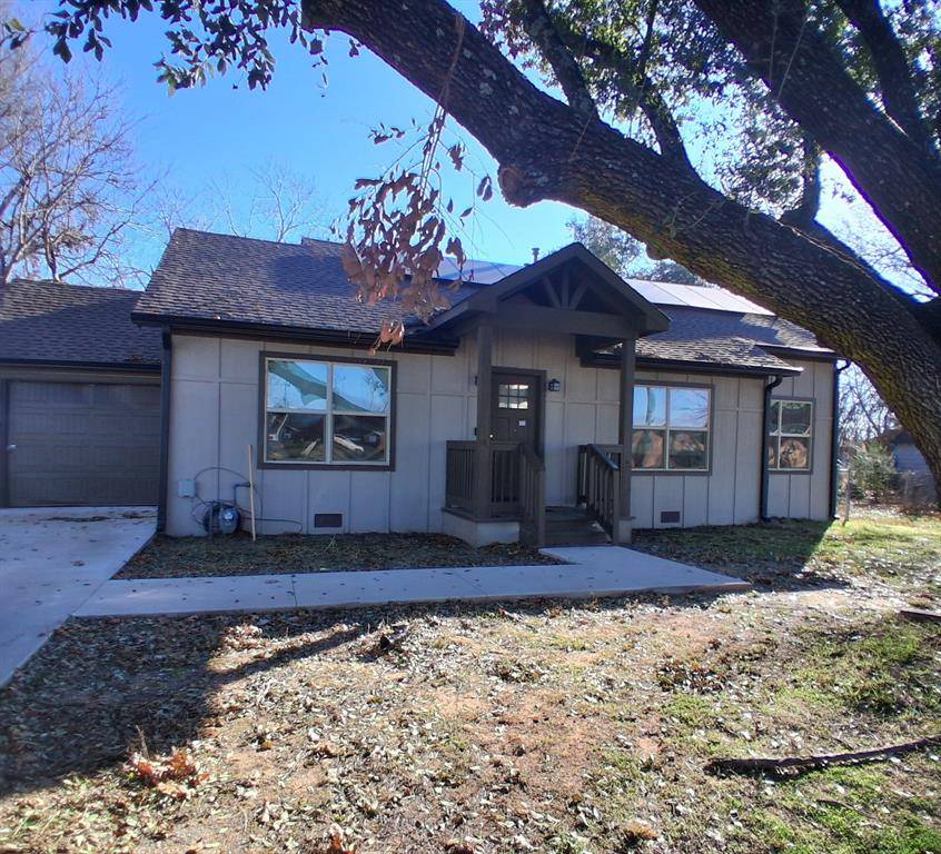 Bonham, TX 75418,814 Chestnut Street