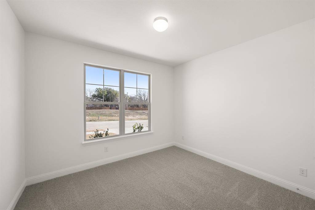 Desoto, TX 75115,966 Richard Pittmon Drive