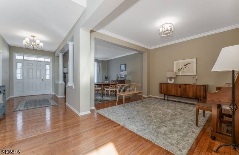 Raritan Twp., NJ 08822,14 Pony Ln