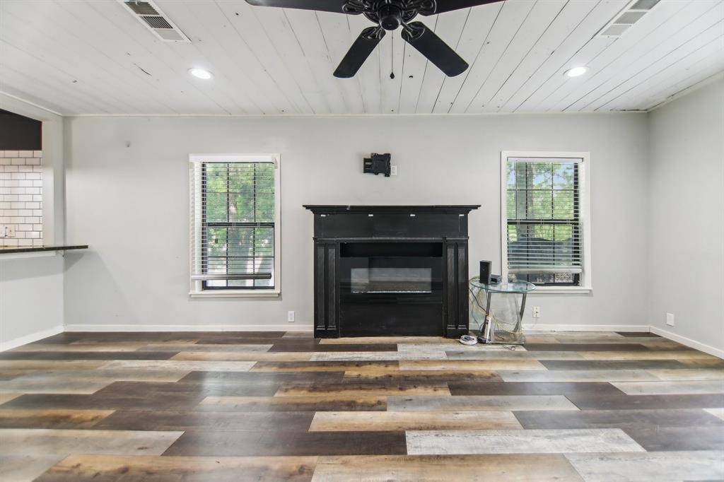 4419 Lawnview Avenue, Dallas, TX 75227