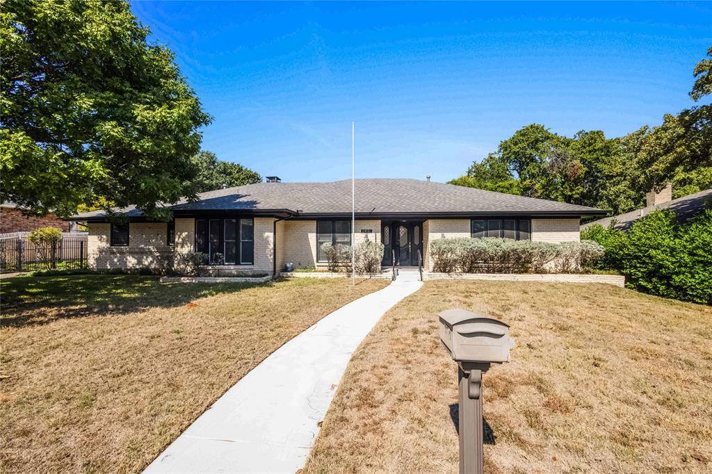 Arlington, TX 76012,2601 High Oak Drive